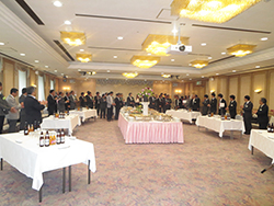 10_懇親会の様子