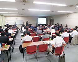 11 創造例会会場